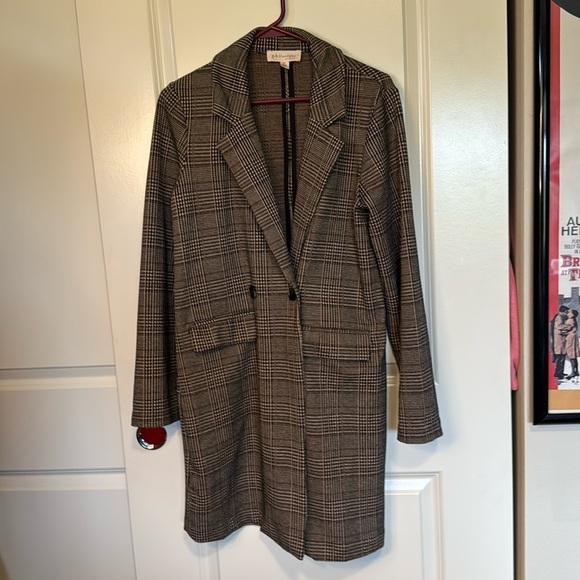 Philosophy Coat. Versatile! Dress up or down. Jeans or with a dress! Worn once. - Picture 1 of 8